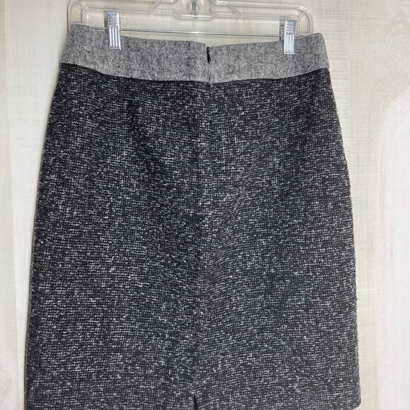 Liz Claiborne gray wool skirt above the knee, size 6 - Picture 11 of 11